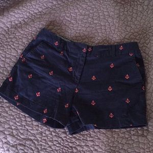 Navy cotton shorts with pink anchors